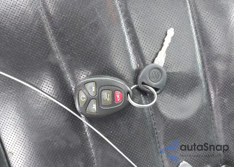 2011 Buick Enclave 2Xl z USA, uszkodzony, nr VIN 5GAKVCED4BJ247866